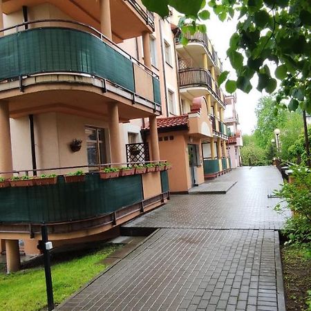Apartament „Nad Jeziorkiem“ Apartment Кентшин Екстериор снимка