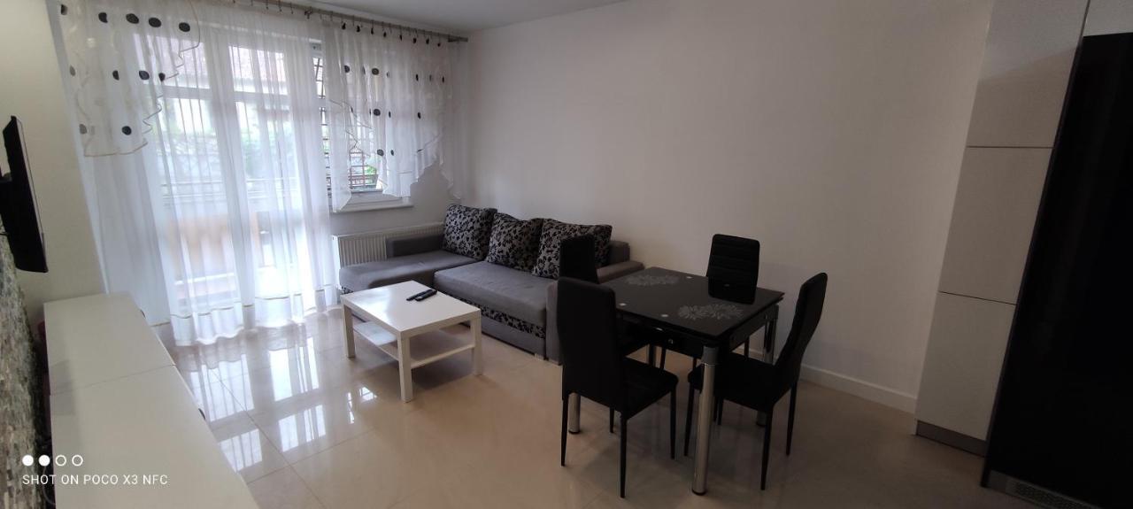 Apartament „Nad Jeziorkiem“ Apartment Кентшин Екстериор снимка